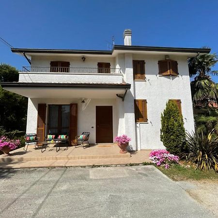 Villa Serena, Con Piscina, Giardino, Vicino Al Mare La Torraccia Exterior photo
